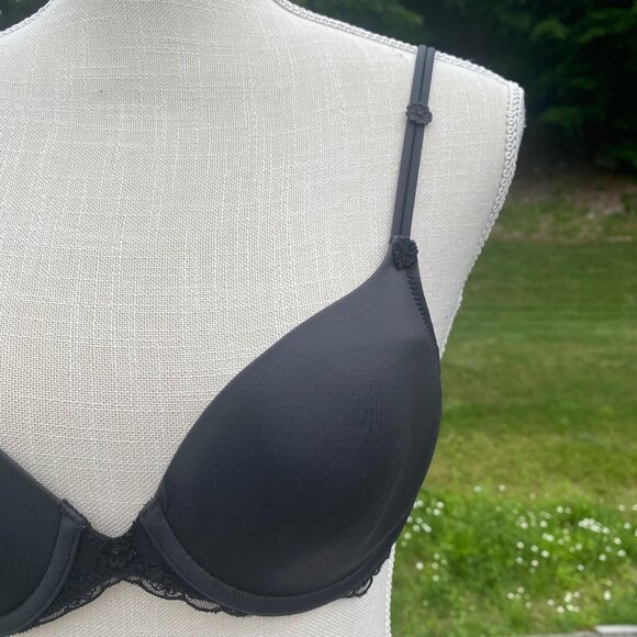 Victoria's Secret Angels Ipex Bra, Black 34B - Picture 8 of 16